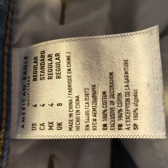 American Eagle Moms Jeans Distress Size Two Women's - Picture 9 of 11